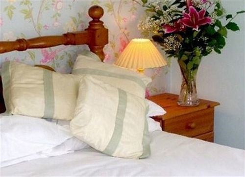 The Highdown Inn Totland Kültér fotó