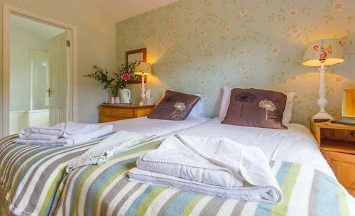 The Highdown Inn Totland Kültér fotó